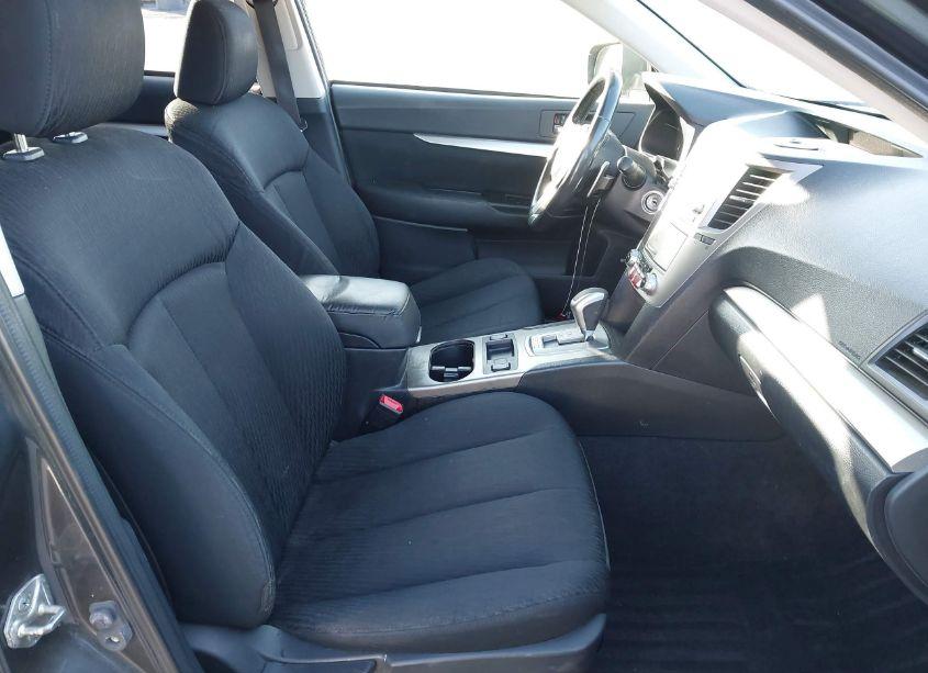 Photo 5 of 2011 Subaru Outback 2.5I PREMIUM (VIN 4S4BRBHC8B3358386)