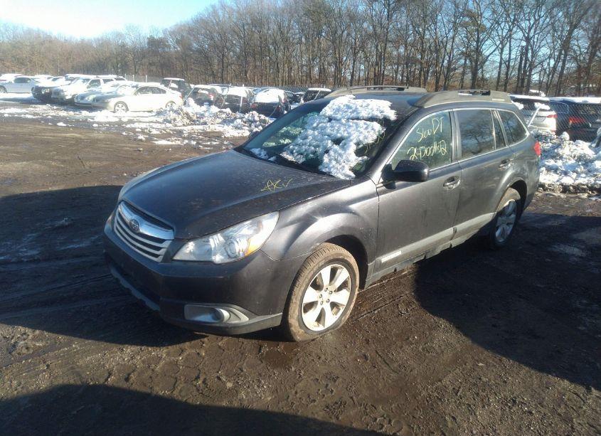 Photo 2 of 2010 Subaru Outback 2.5I LIMITED (VIN 4S4BRBJC0A3383338)