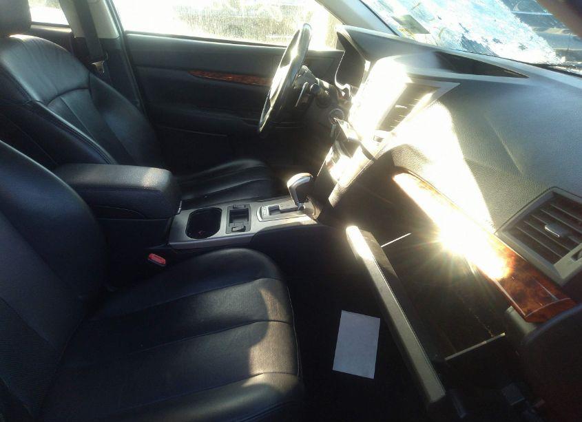 Photo 5 of 2010 Subaru Outback 2.5I LIMITED (VIN 4S4BRBJC0A3383338)