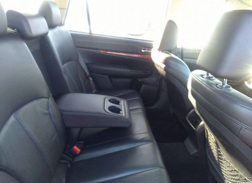 Photo 8 of 2010 Subaru Outback 2.5I LIMITED (VIN 4S4BRBJC0A3383338)