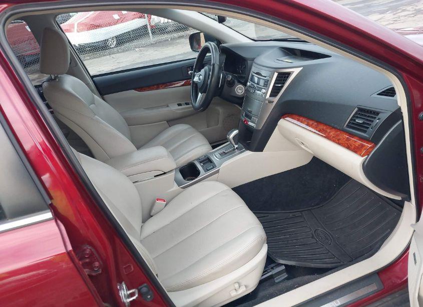 Photo 5 of 2011 Subaru Outback 2.5I LIMITED (VIN 4S4BRBJC1B3397492)