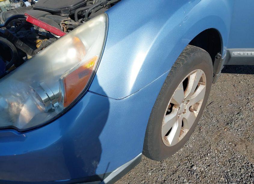 Photo 14 of 2010 Subaru Outback 2.5I LIMITED (VIN 4S4BRBJC3A3344288)