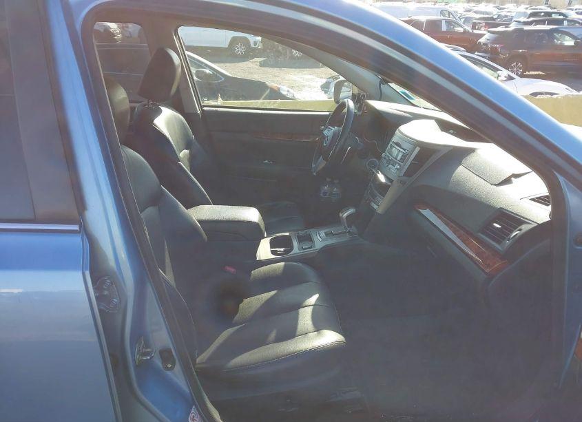 Photo 5 of 2010 Subaru Outback 2.5I LIMITED (VIN 4S4BRBJC3A3344288)