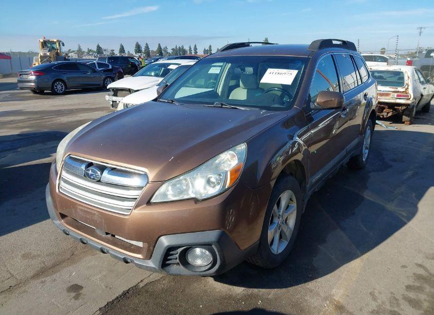 Photo 2 of 2013 Subaru Outback 2.5I LIMITED (VIN 4S4BRBJC4D3206179)