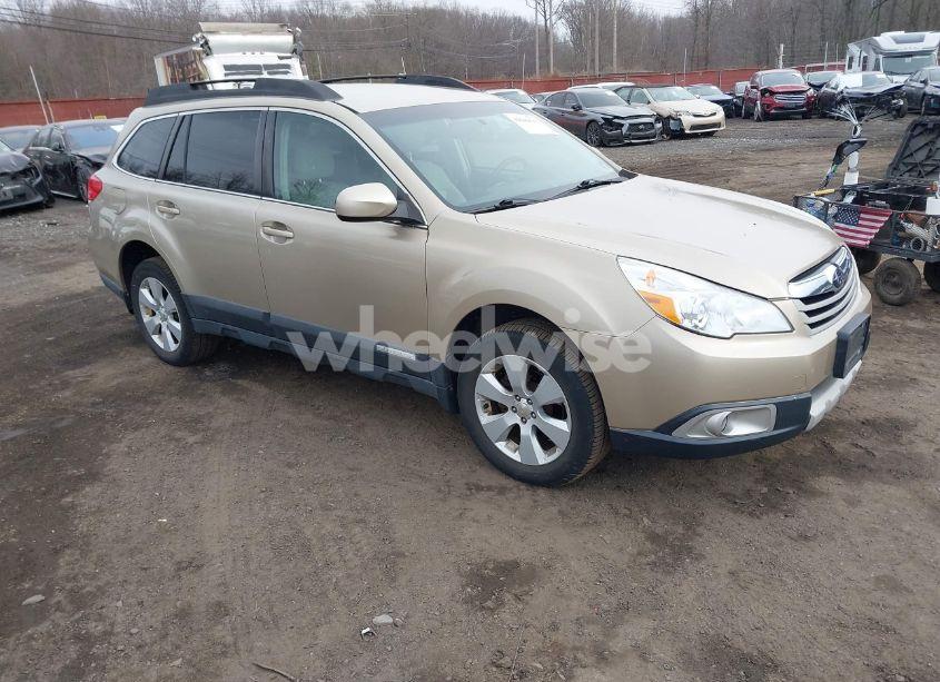2010 Subaru Outback 2.5I LIMITED (VIN 4S4BRBJC6A3378239) main photo