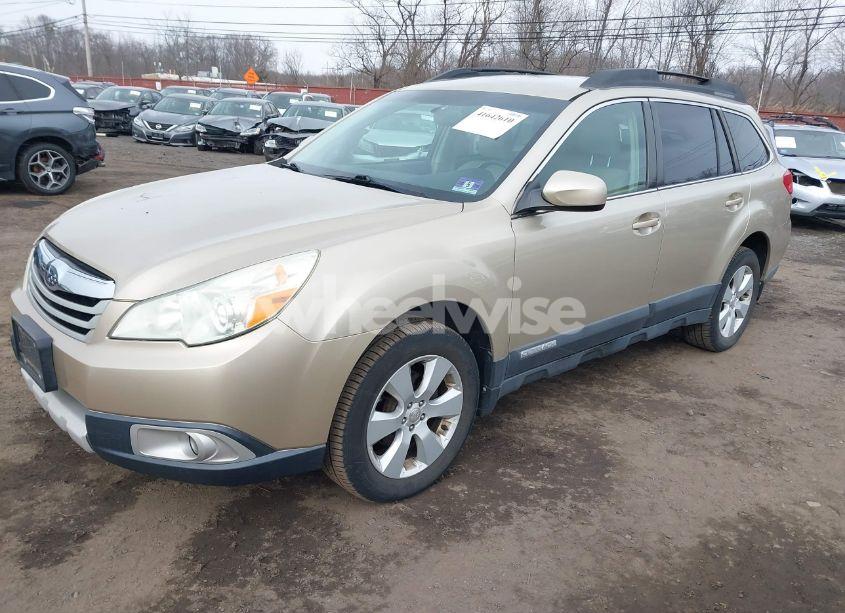 Photo 2 of 2010 Subaru Outback 2.5I LIMITED (VIN 4S4BRBJC6A3378239)