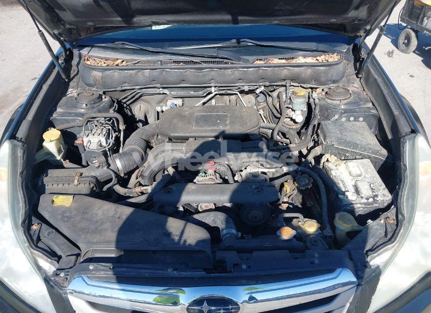 Photo 10 of 2010 Subaru Outback 2.5I LIMITED (VIN 4S4BRBJC8A3317751)