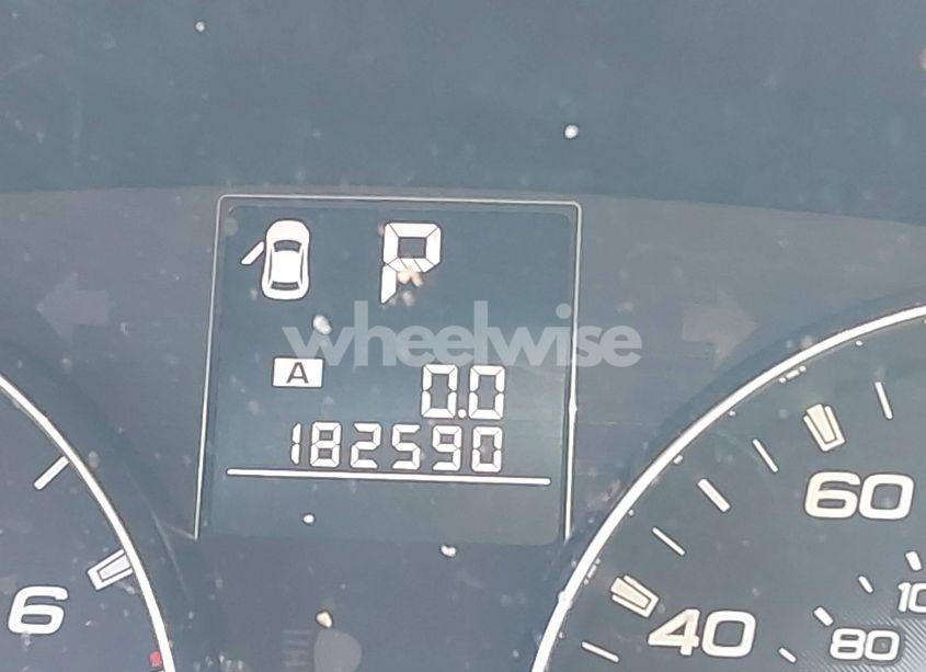 Photo 12 of 2010 Subaru Outback 2.5I LIMITED (VIN 4S4BRBJC8A3317751)