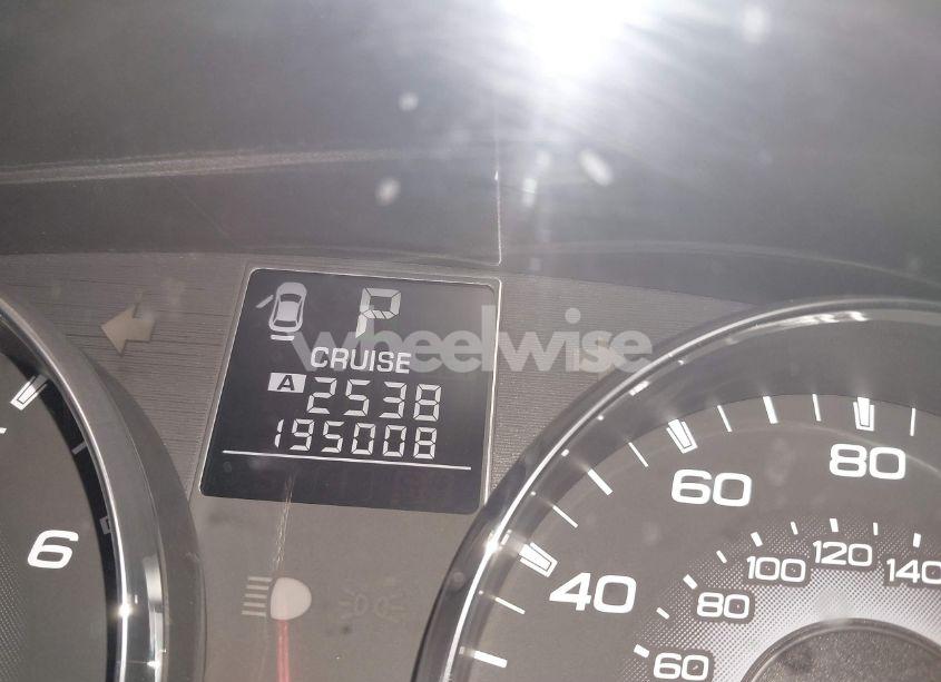 Photo 15 of 2010 Subaru Outback 2.5I LIMITED (VIN 4S4BRBJC8A3385399)