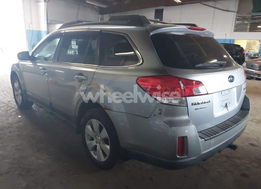 Photo 3 of 2010 Subaru Outback 2.5I LIMITED (VIN 4S4BRBJC8A3385399)