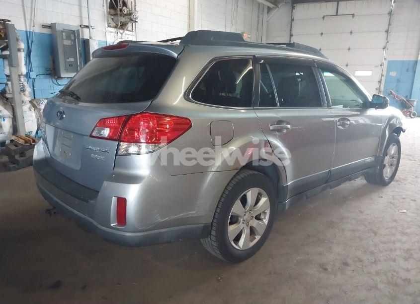 Photo 4 of 2010 Subaru Outback 2.5I LIMITED (VIN 4S4BRBJC8A3385399)