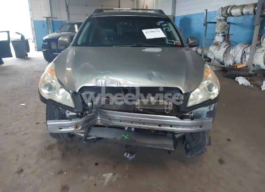 Photo 6 of 2010 Subaru Outback 2.5I LIMITED (VIN 4S4BRBJC8A3385399)