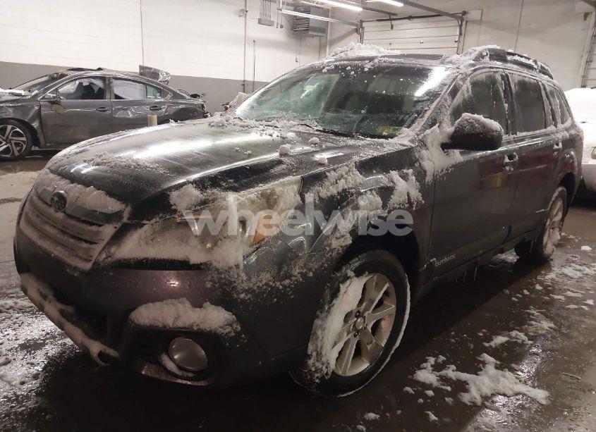 Photo 2 of 2013 Subaru Outback 2.5I LIMITED (VIN 4S4BRBJC8D3201633)