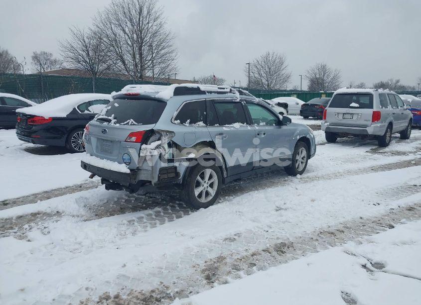 Photo 4 of 2013 Subaru Outback 2.5I LIMITED (VIN 4S4BRBJCXD3315567)