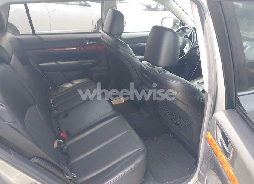 Photo 8 of 2010 Subaru Outback 2.5I LIMITED (VIN 4S4BRBKC0A3318326)
