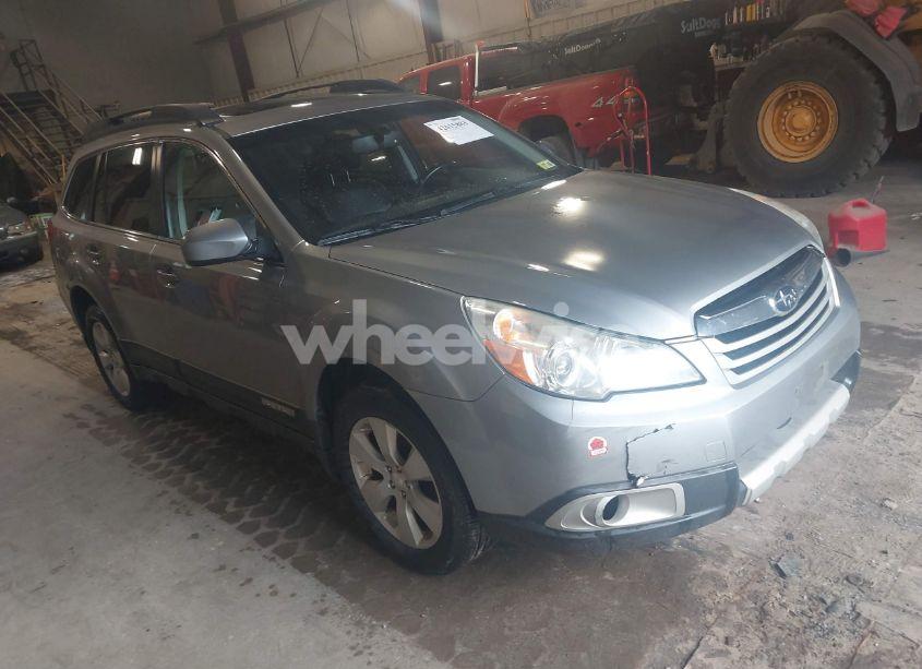 2011 Subaru Outback 2.5I LIMITED (VIN 4S4BRBKC0B3350159) main photo