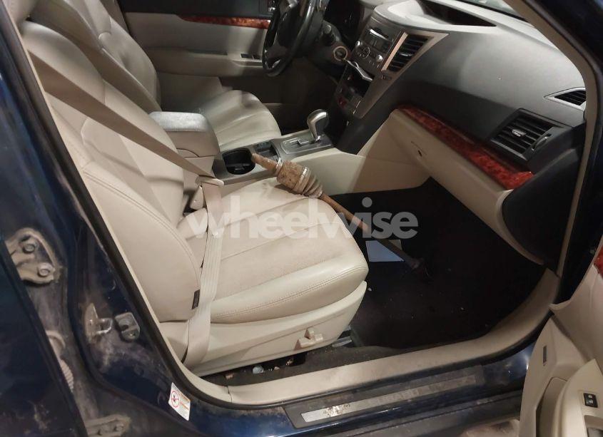 Photo 5 of 2011 Subaru Outback 2.5I LIMITED (VIN 4S4BRBKC0B3434529)