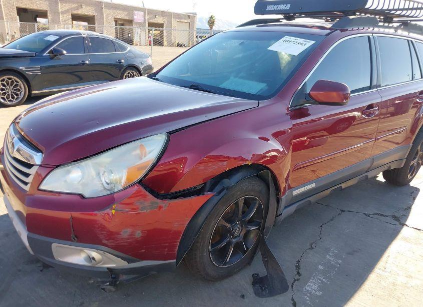 Photo 6 of 2012 Subaru Outback 2.5I LIMITED (VIN 4S4BRBKC0C3296153)