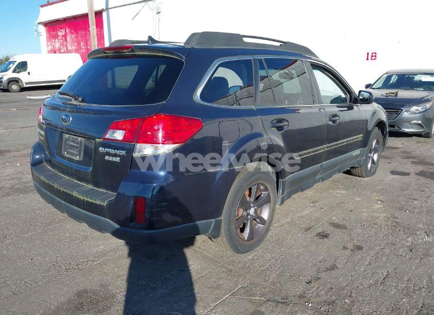 Photo 4 of 2013 Subaru Outback 2.5I LIMITED (VIN 4S4BRBKC0D3302034)