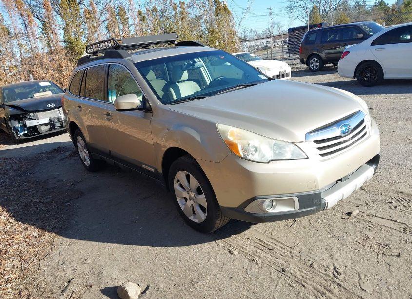 2010 Subaru Outback 2.5I LIMITED (VIN 4S4BRBKC1A3374470) main photo