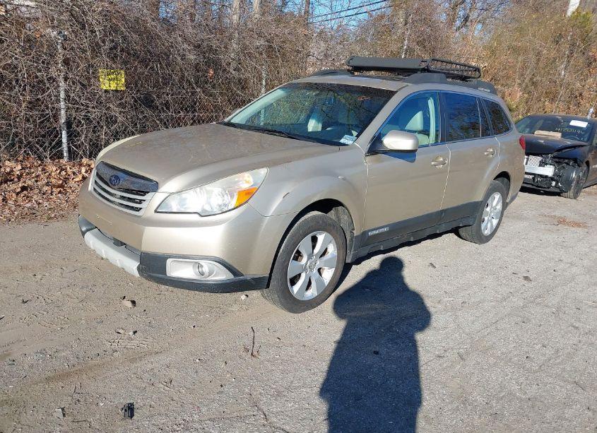 Photo 2 of 2010 Subaru Outback 2.5I LIMITED (VIN 4S4BRBKC1A3374470)