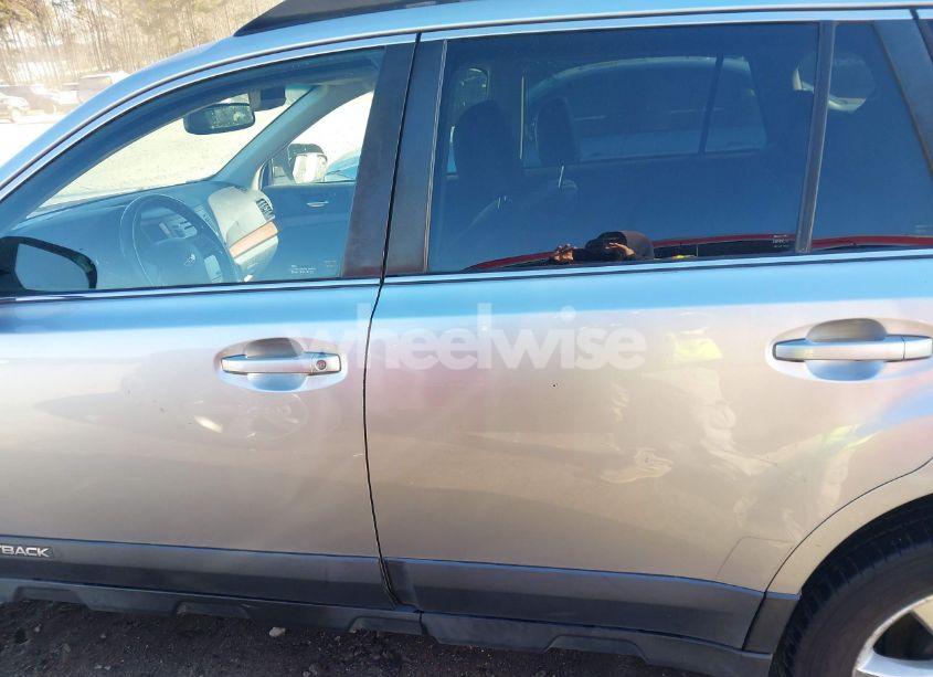 Photo 15 of 2013 Subaru Outback 2.5I LIMITED (VIN 4S4BRBKC1D3229174)