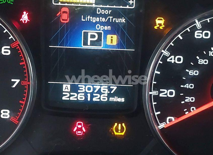 Photo 16 of 2013 Subaru Outback 2.5I LIMITED (VIN 4S4BRBKC1D3229174)