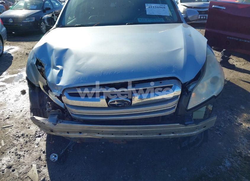 Photo 18 of 2013 Subaru Outback 2.5I LIMITED (VIN 4S4BRBKC1D3229174)