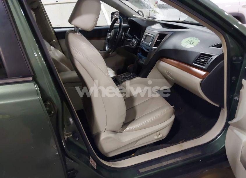 Photo 5 of 2013 Subaru Outback 2.5I LIMITED (VIN 4S4BRBKC1D3238103)