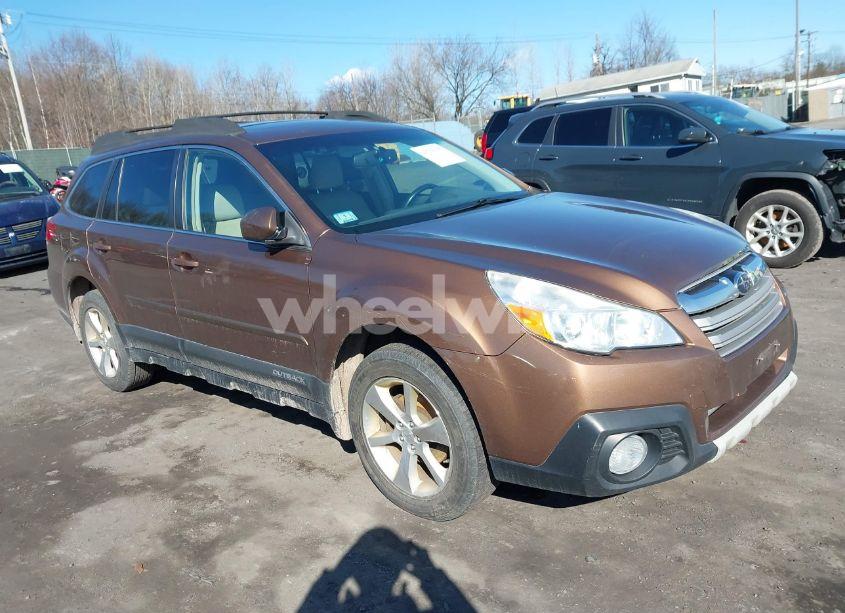 2013 Subaru Outback 2.5I LIMITED (VIN 4S4BRBKC1D3243043) main photo