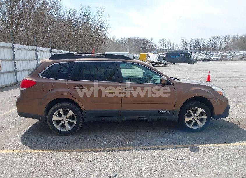 Photo 13 of 2013 Subaru Outback 2.5I LIMITED (VIN 4S4BRBKC1D3245102)