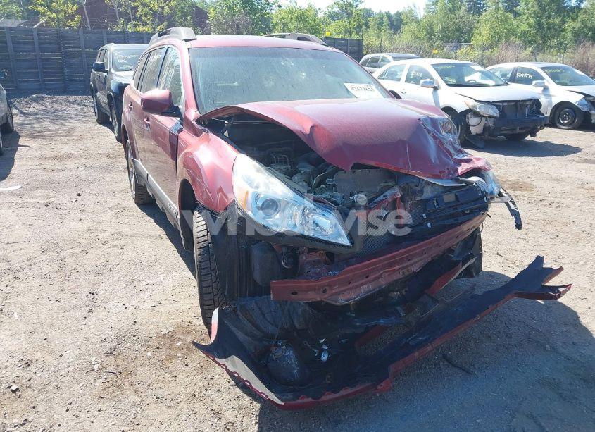 Photo 6 of 2013 Subaru Outback 2.5I LIMITED (VIN 4S4BRBKC1D3275829)