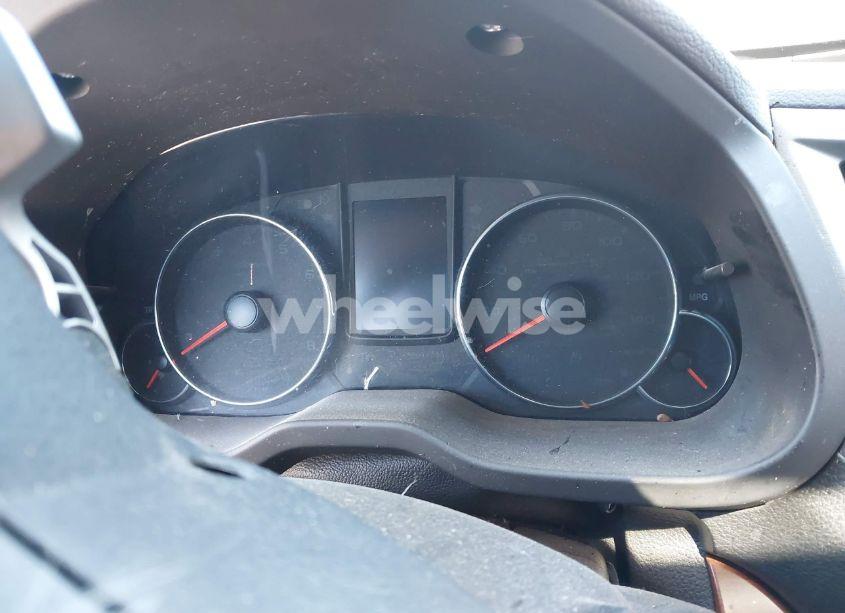 Photo 7 of 2013 Subaru Outback 2.5I LIMITED (VIN 4S4BRBKC1D3275829)