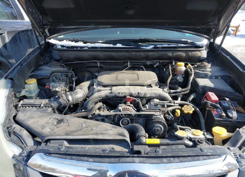 Photo 10 of 2010 Subaru Outback 2.5I LIMITED (VIN 4S4BRBKC2A3376244)