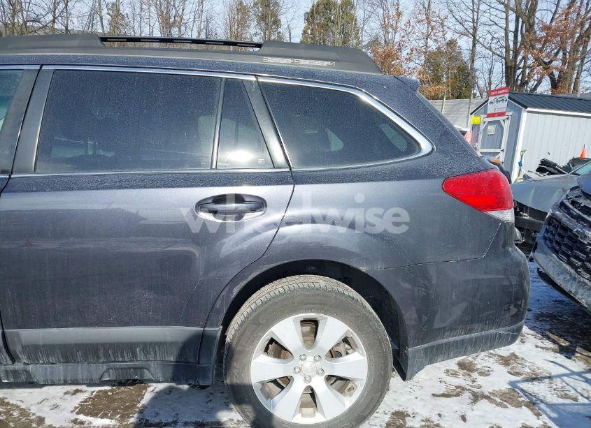 Photo 14 of 2010 Subaru Outback 2.5I LIMITED (VIN 4S4BRBKC2A3376244)