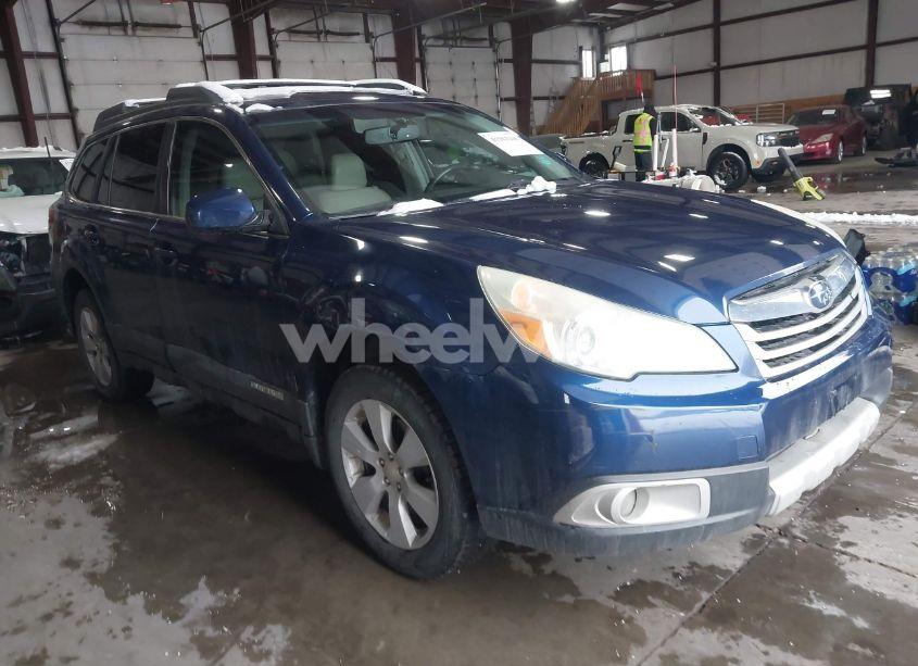2010 Subaru Outback 2.5I LIMITED (VIN 4S4BRBKC2A3377409) main photo