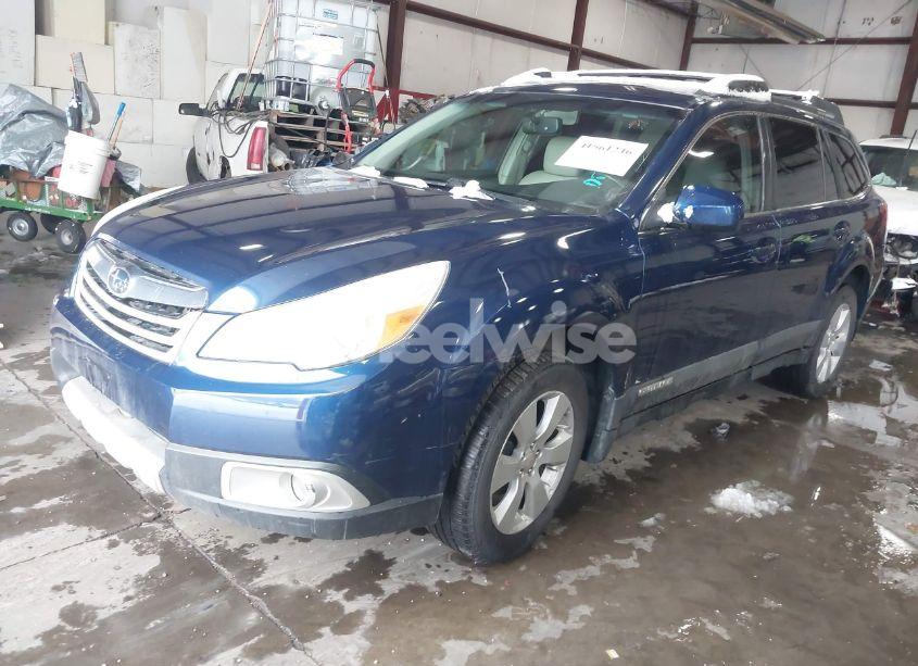 Photo 2 of 2010 Subaru Outback 2.5I LIMITED (VIN 4S4BRBKC2A3377409)