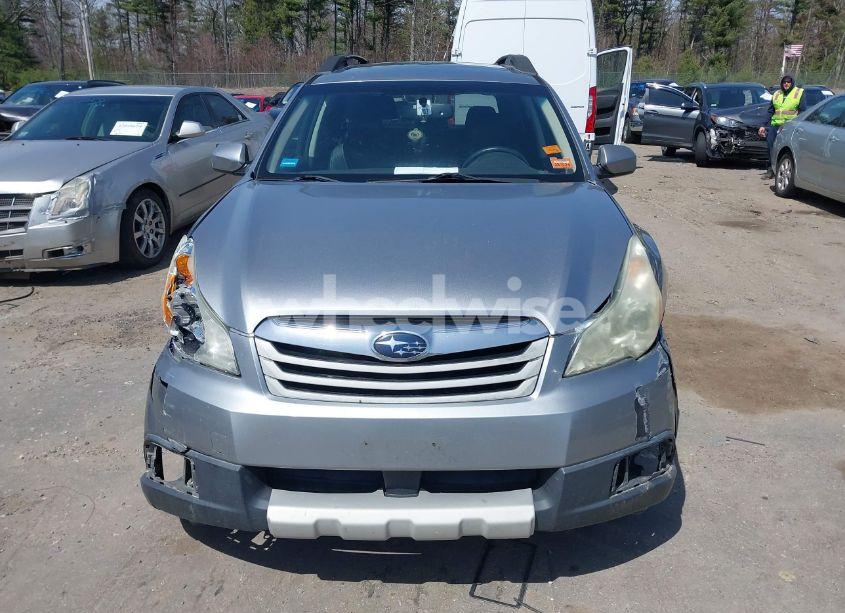 Photo 13 of 2011 Subaru Outback 2.5I LIMITED (VIN 4S4BRBKC2B3313873)