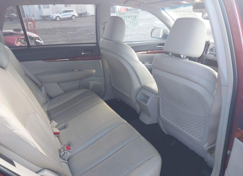 Photo 8 of 2011 Subaru Outback 2.5I LIMITED (VIN 4S4BRBKC2B3358778)