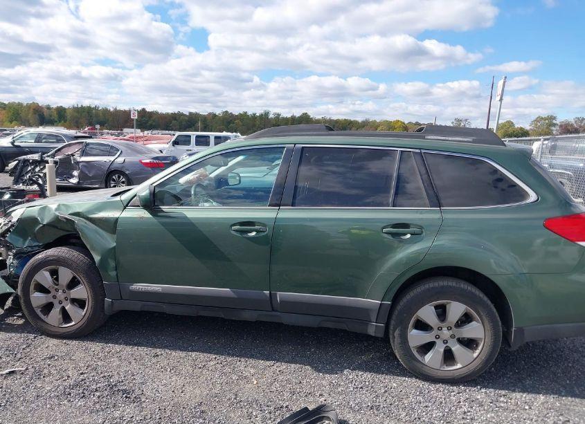 Photo 14 of 2011 Subaru Outback 2.5I LIMITED (VIN 4S4BRBKC2B3359297)