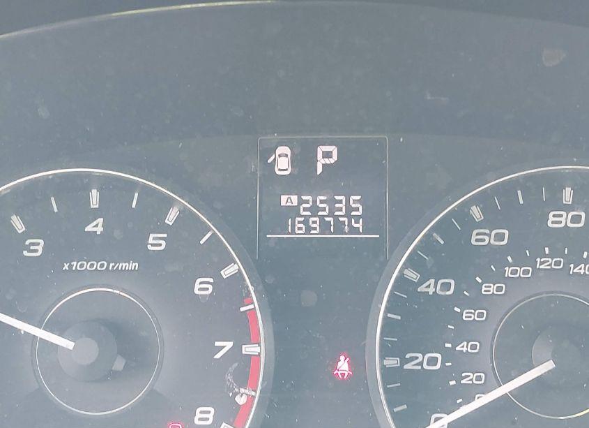 Photo 15 of 2011 Subaru Outback 2.5I LIMITED (VIN 4S4BRBKC2B3359297)