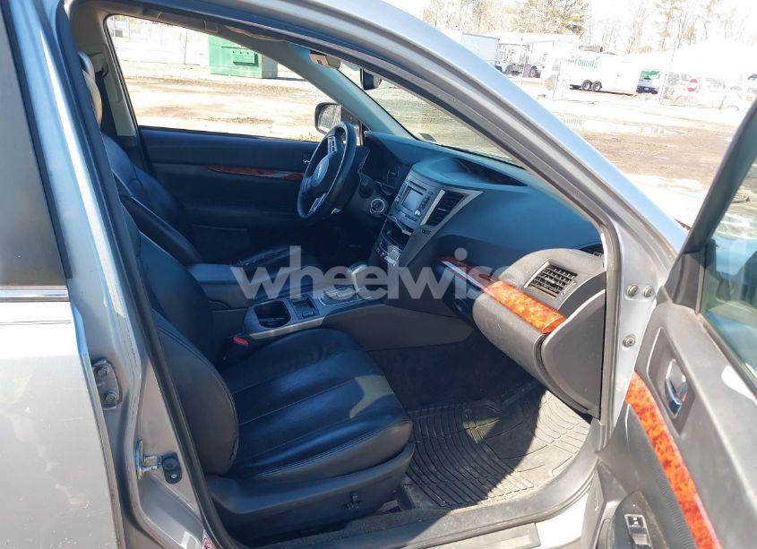 Photo 5 of 2012 Subaru Outback 2.5I LIMITED (VIN 4S4BRBKC2C3208929)