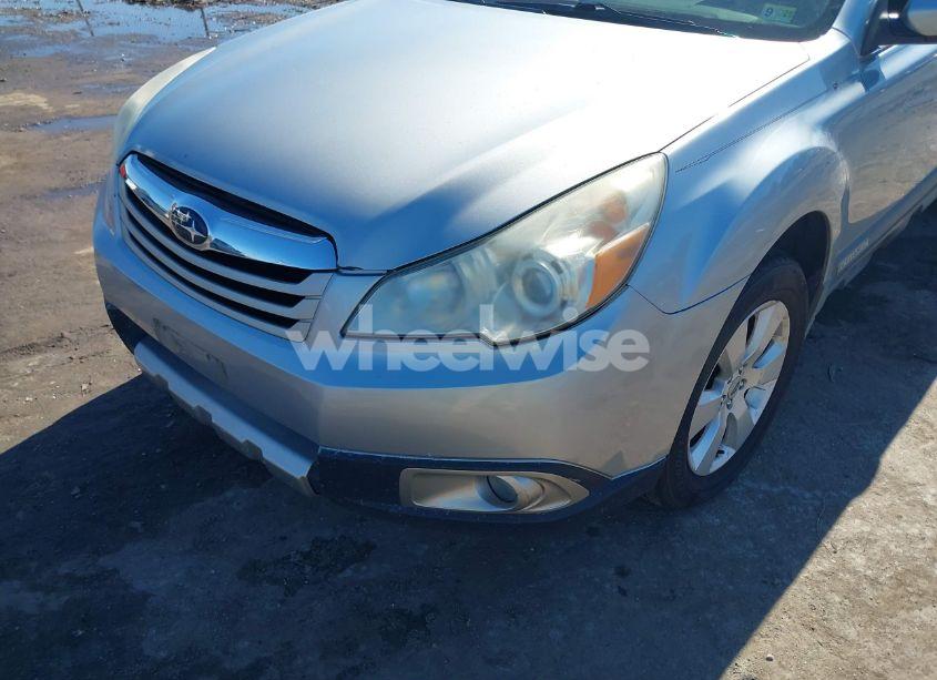 Photo 6 of 2012 Subaru Outback 2.5I LIMITED (VIN 4S4BRBKC2C3208929)