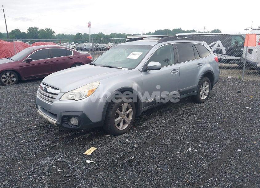 Photo 2 of 2013 Subaru Outback 2.5I LIMITED (VIN 4S4BRBKC2D3293708)