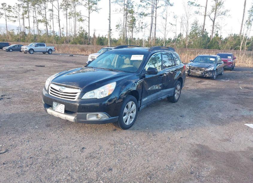 Photo 2 of 2010 Subaru Outback 2.5I LIMITED (VIN 4S4BRBKC3A3313914)