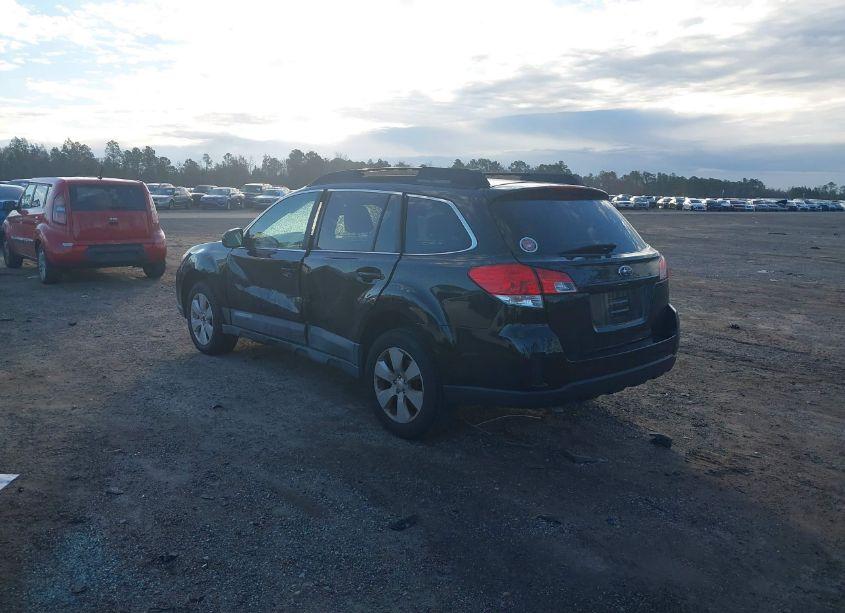 Photo 3 of 2010 Subaru Outback 2.5I LIMITED (VIN 4S4BRBKC3A3313914)