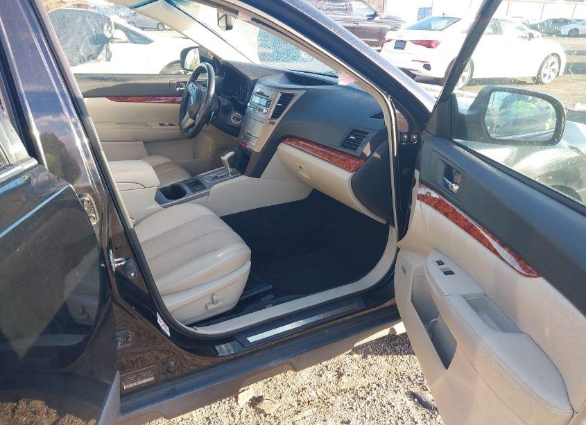 Photo 5 of 2010 Subaru Outback 2.5I LIMITED (VIN 4S4BRBKC3A3313914)