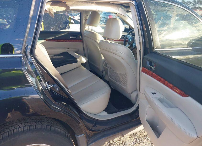 Photo 8 of 2010 Subaru Outback 2.5I LIMITED (VIN 4S4BRBKC3A3313914)