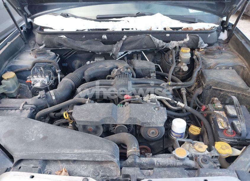 Photo 10 of 2013 Subaru Outback 2.5I LIMITED (VIN 4S4BRBKC3D3218757)