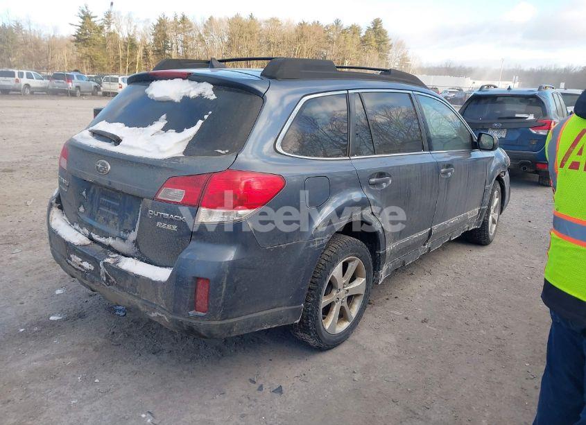 Photo 4 of 2013 Subaru Outback 2.5I LIMITED (VIN 4S4BRBKC3D3218757)